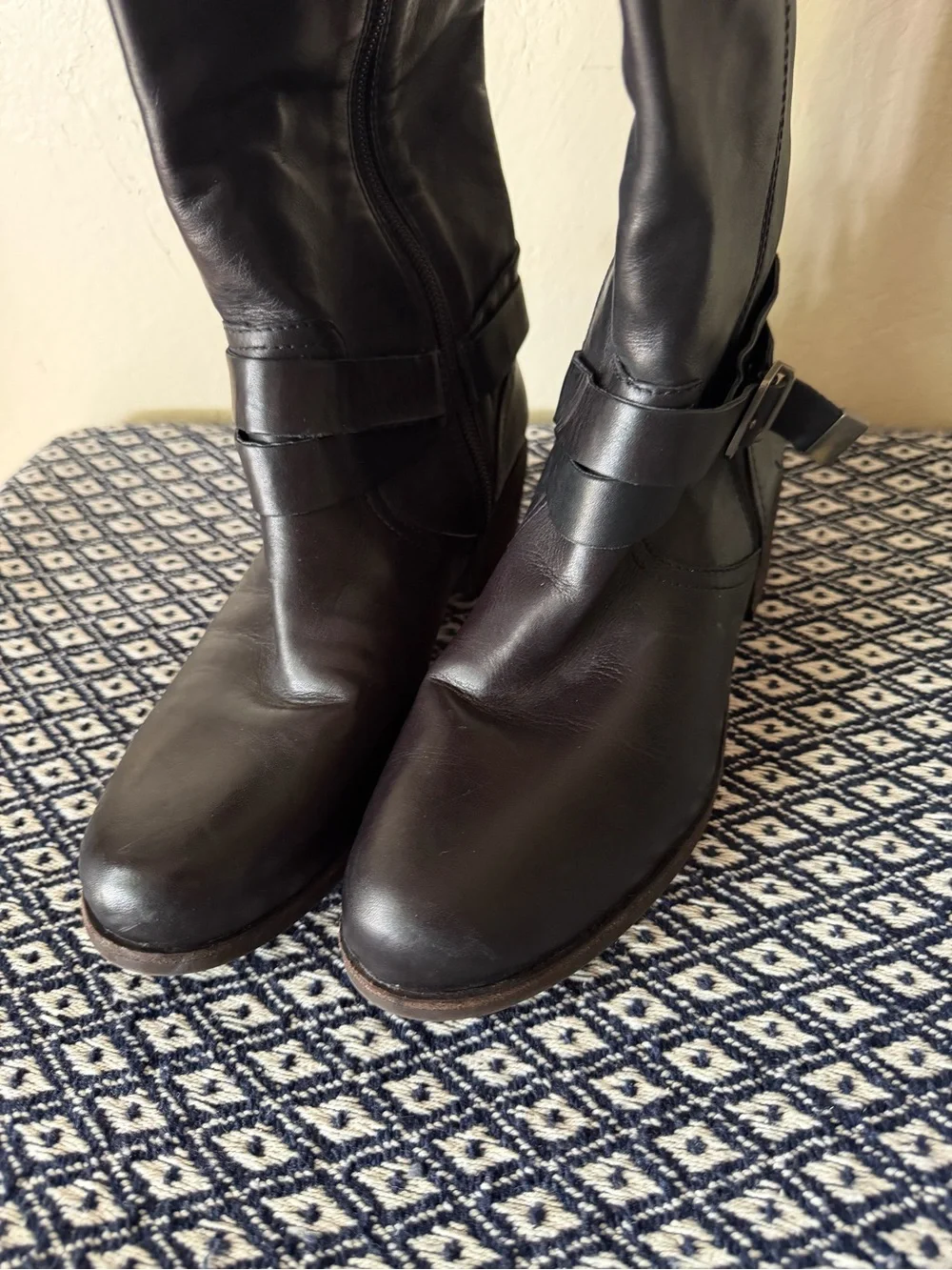 UGG black leather riding boots tall heeled Bess style over the knee size 7.5